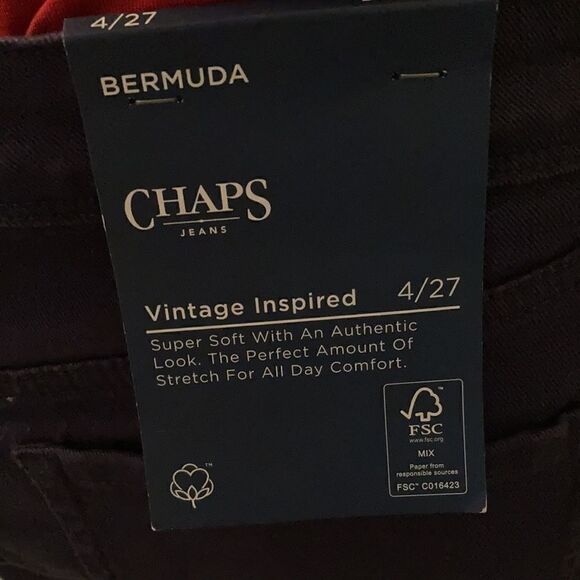NWT Chaps size 4 navy  stretchy cuffed bermuda shorts - Picture 10 of 13
